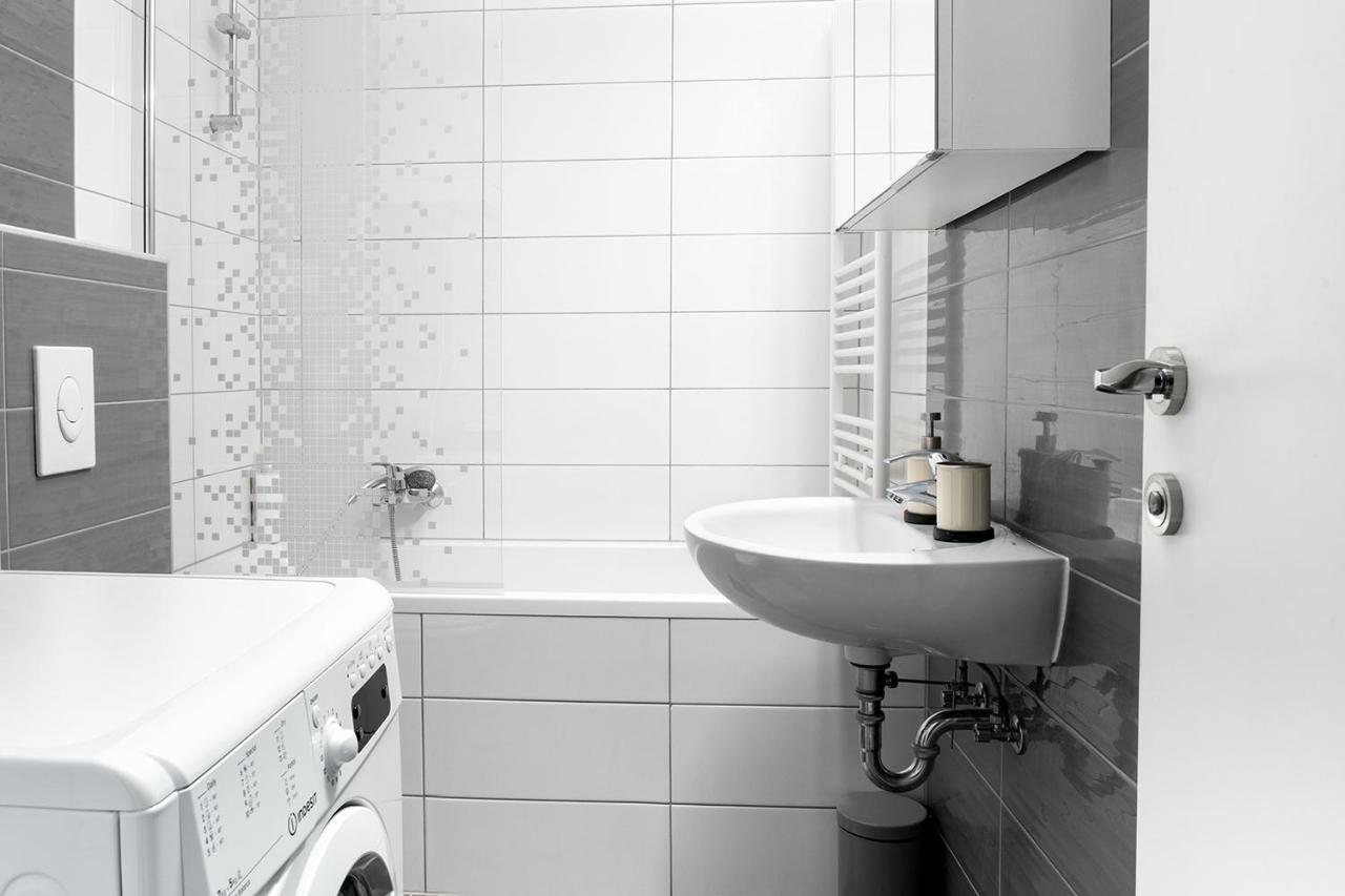Sauna - Flexible Selfcheckins 6 - Zagreb - Garage - Electric Vehicle Ccharger - Loggia - New - Luxury - Apartments Repinc 6 Экстерьер фото